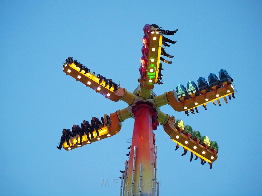 Tag Kirmes 1 P136.JPG